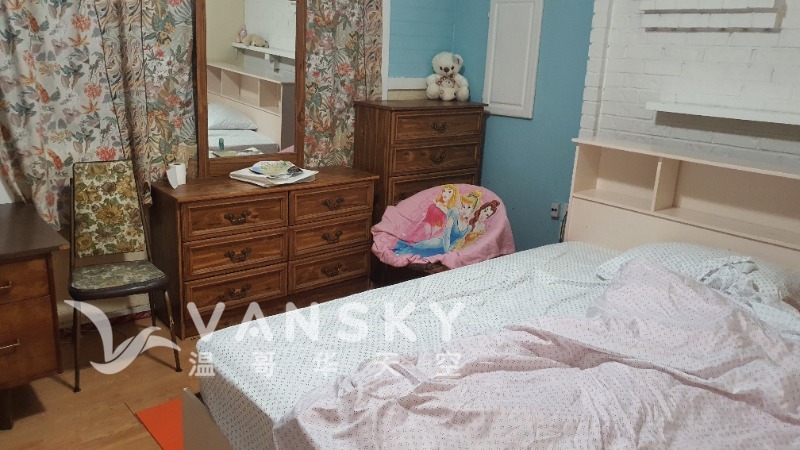 260205224607_Bed Area.jpg